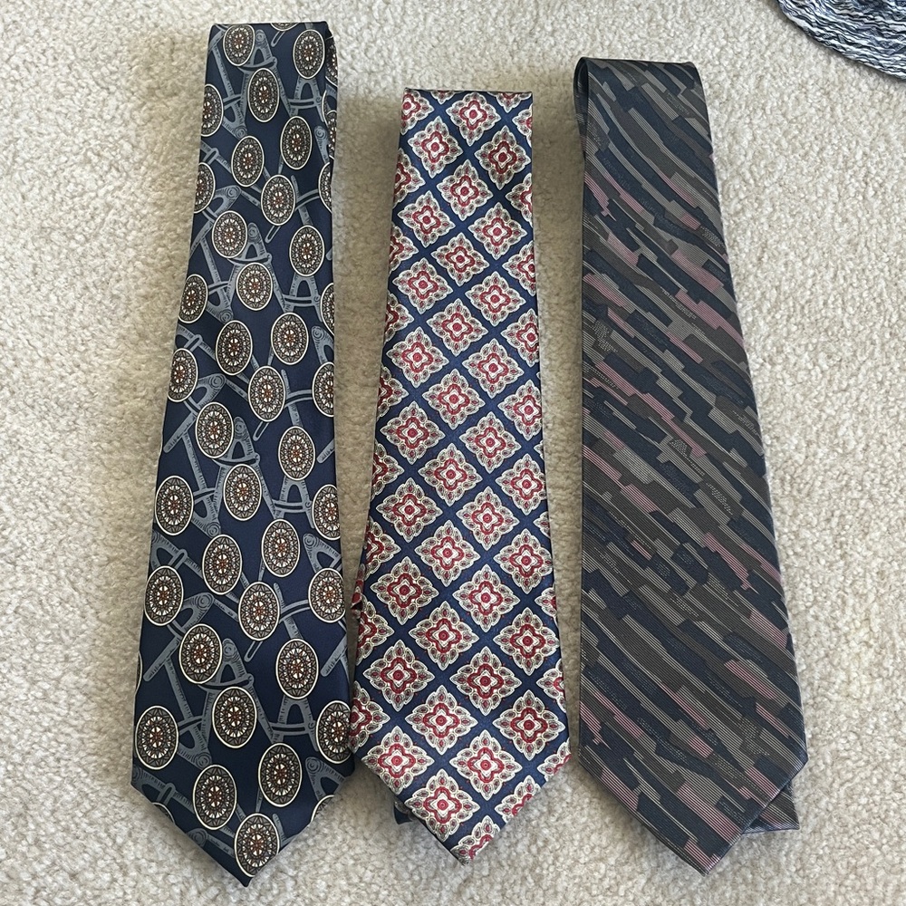 Stylish Italian Geometric Tie Set